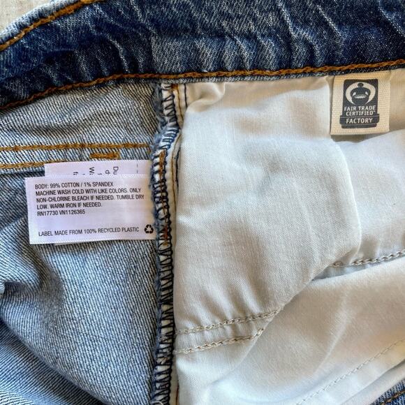 DENIM High Rise Cut Off Jean Shorts Women's Size 12 Distressed Denim Medium Wash - Picture 7 of 8